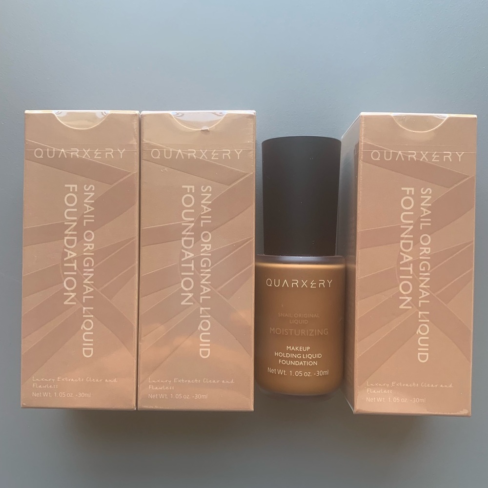 3 x Snail Liquid Moisturizing Holding Foundation Truffle 301D NWT